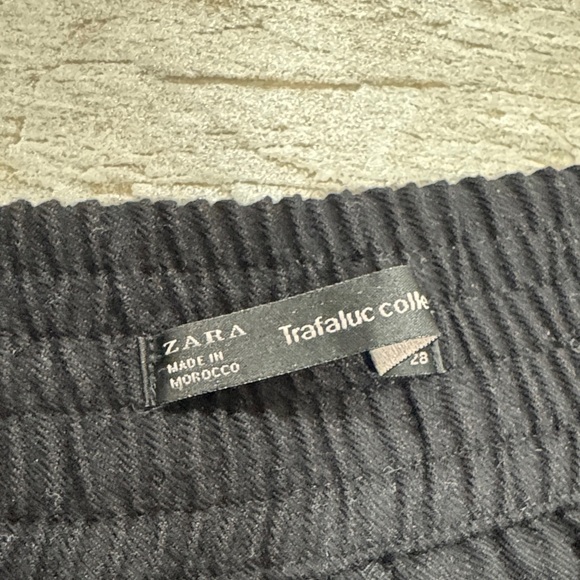 Zara Black Textured Trousers - Picture 2 of 8